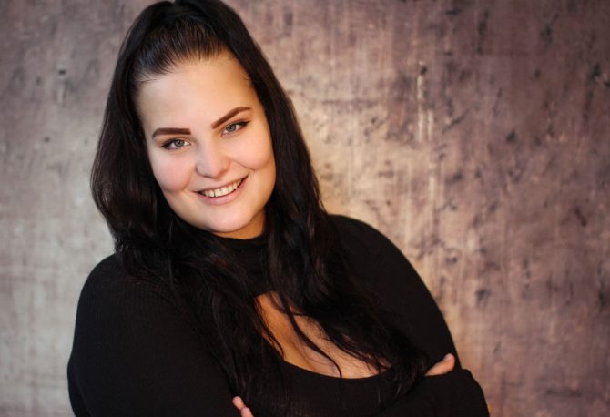 &nbsp;Tamara Yelisieieva - Ye Gods!